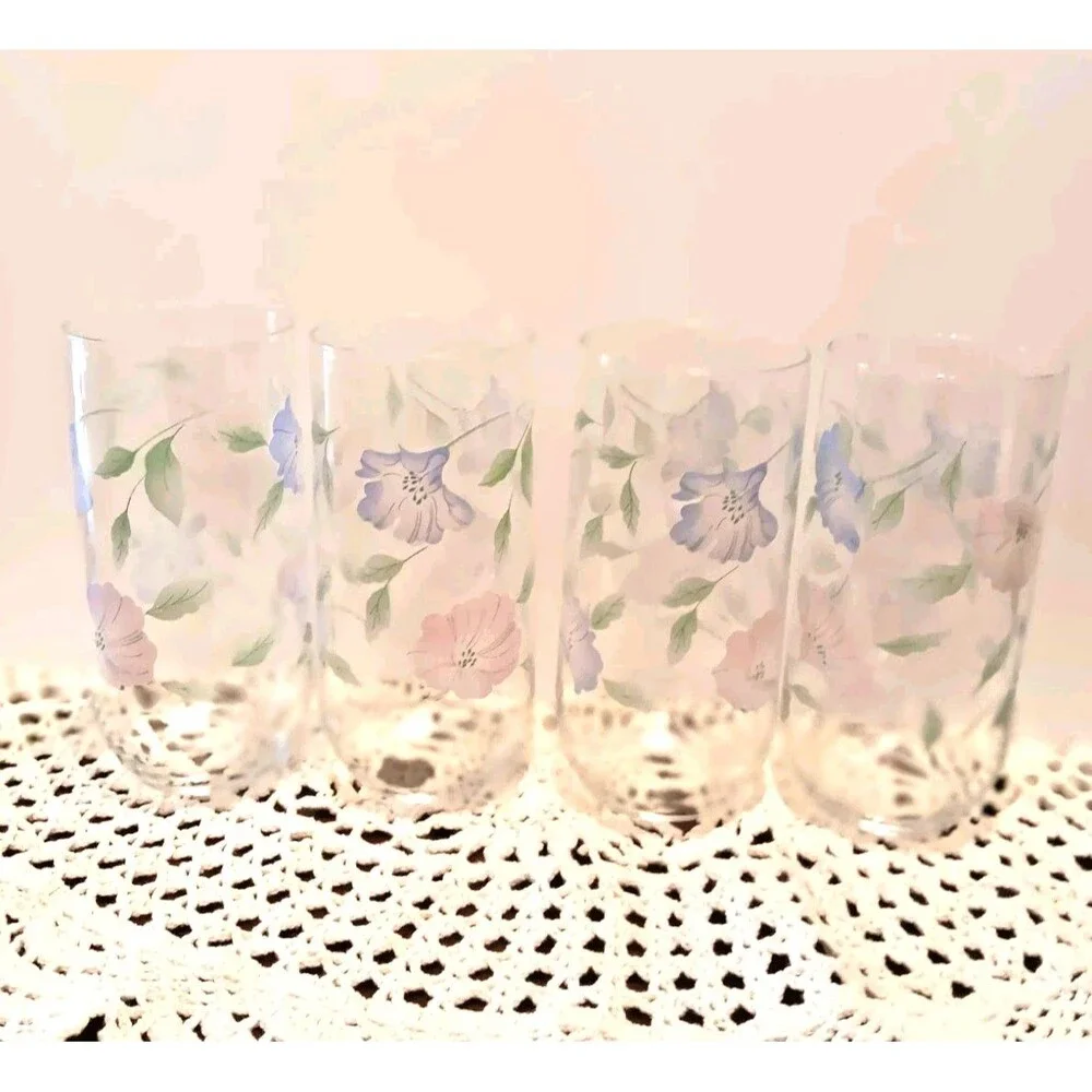 Vintage Set of 4 Floral 14 oz Drinking Glasses Blue Pink Flower Tumblers